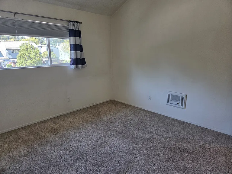 601 Racquet Club Cir — Photo 33