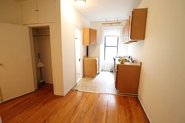 Rented by Corcoran | media 18