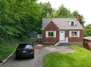 1106 Brinton Rd, Pittsburgh, PA 15221