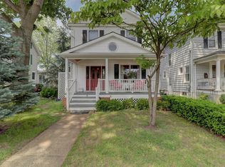 5 Elm Pl, Red Bank, NJ 07701