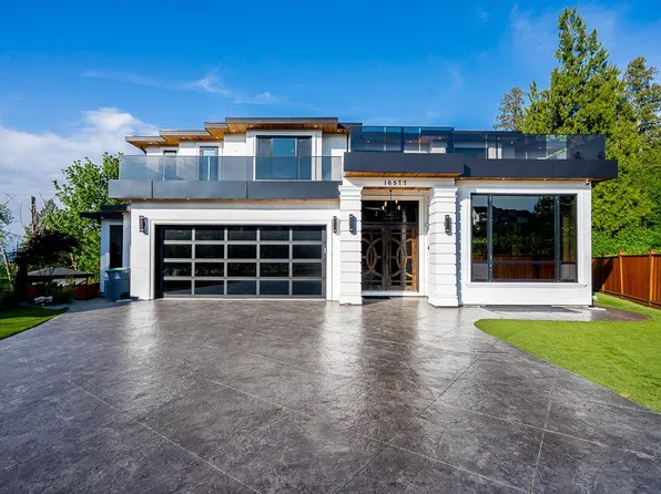 16577 29a Ave, Surrey, BC V3Z 9X4