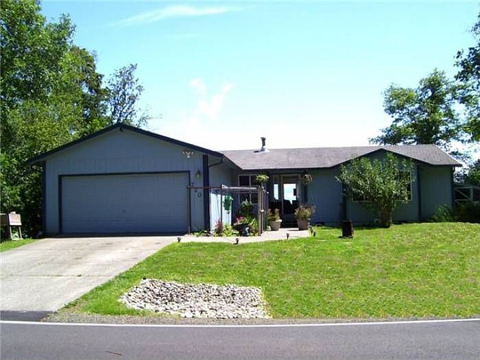 1st image of 720 Duck Lake Dr NE