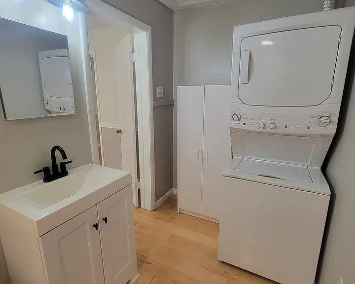 210 Peachtree St — Photo 16