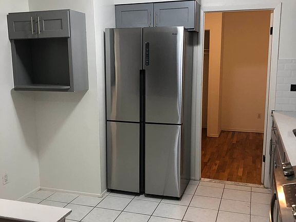 2nd image of 18-35 Clintonville St #2