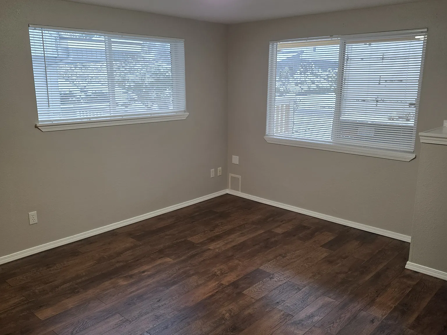 2 bed, 980 sqft, $2,950 — Photo 3