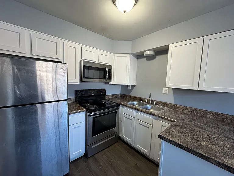 9126 E 10th St #2 — Photo 8