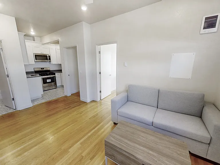 1865 Euclid Ave — Photo 10