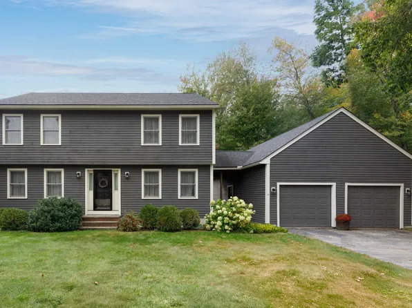 11 Peterson Circle, Concord, NH 03301