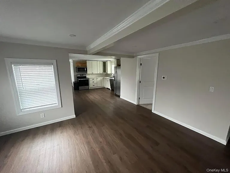 61 Cedar Ave #2 — Photo 3