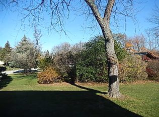 41 S Surrey Hill Ct, Palos Heights, IL 60463