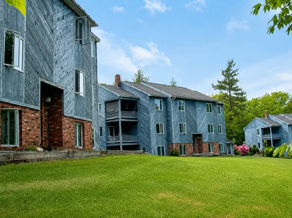 77 Pleasant Street