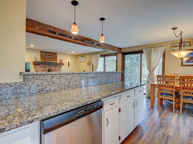 21 Littlefield Rd — Photo 14