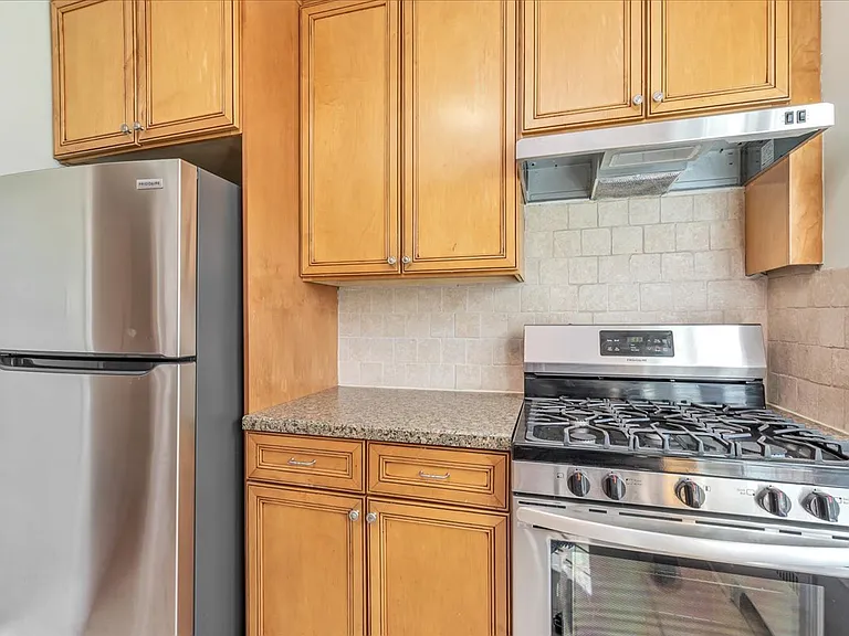 217 Prospect Ave #4-2A — Photo 7