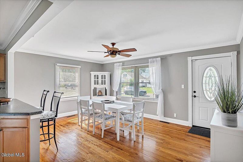 5th image of 24 Bruen Court