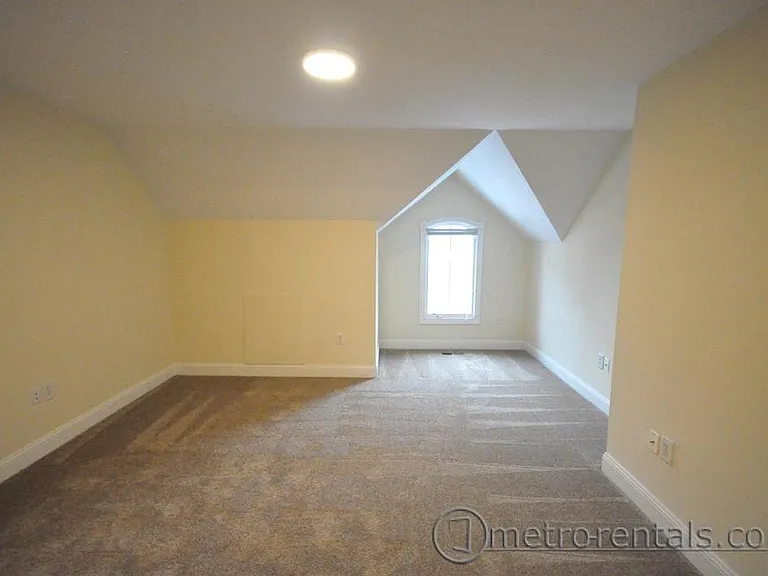 44 Warren St #44 — Photo 9