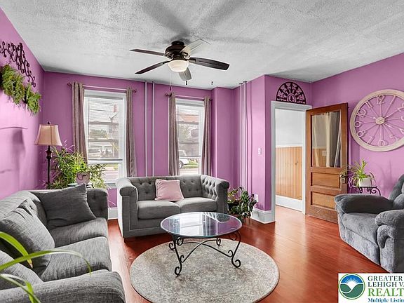 4th image of 1335 Center St
