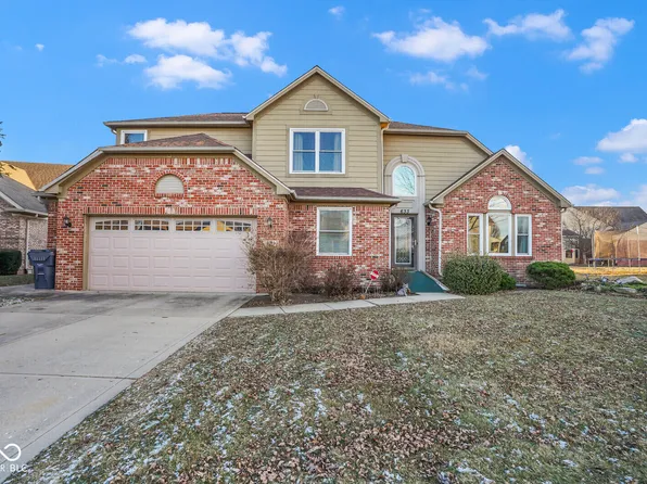 633 Savannah Dr, Greenwood, IN 46142