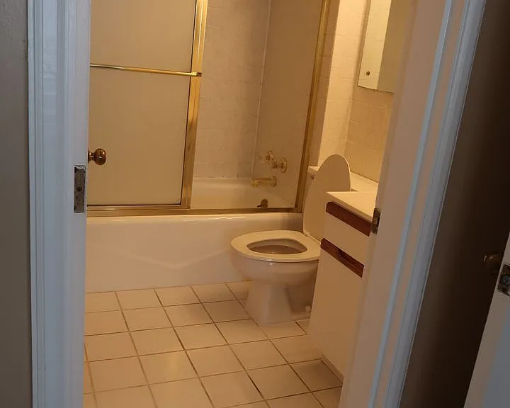 2749 Sullins St #204 — Photo 12