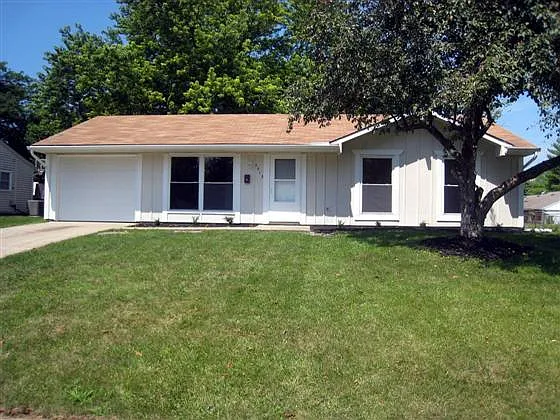 3313 Eastham St photo 1