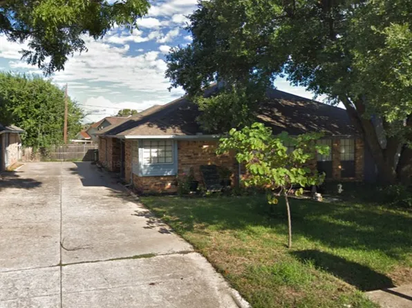 5303 Wild West Dr, Arlington, TX 76017