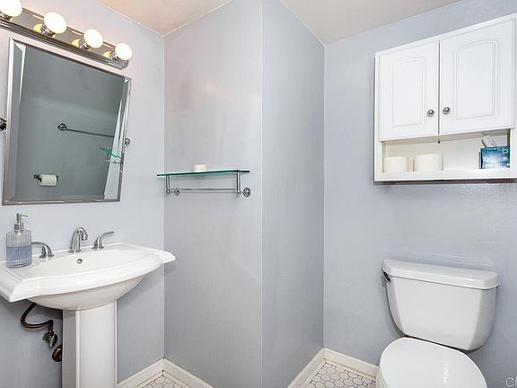 3rd image of 4088 Mount Acadia Blvd
