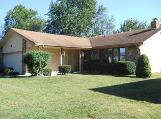 1620 E Hanover St, Springfield, MO 65804