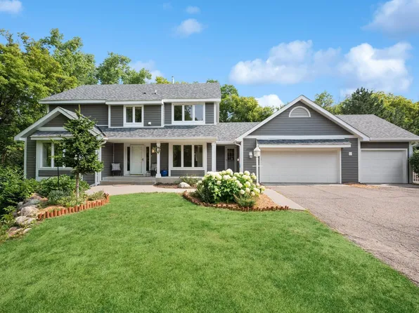 15320 Knob Hill Curv, Minnetonka, MN 55345