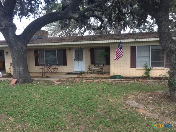 210 Lake Loop, Tow, TX 78672