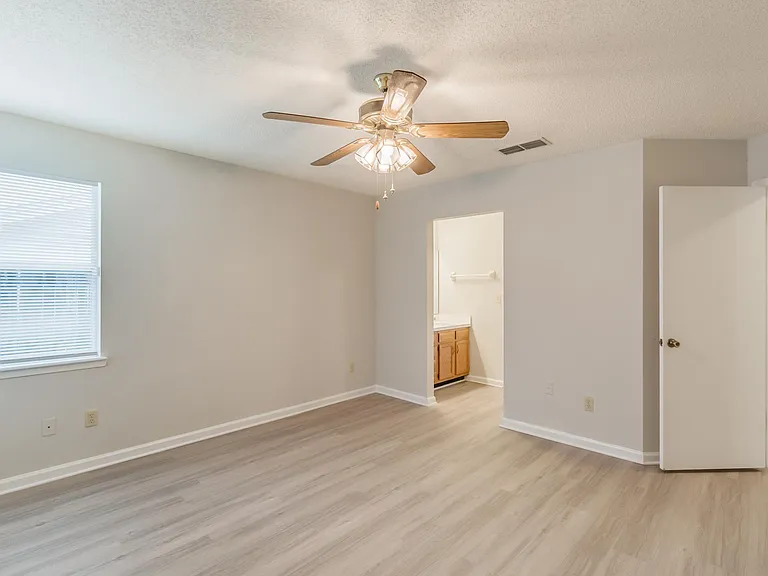 4172 Davie Ct — Photo 25