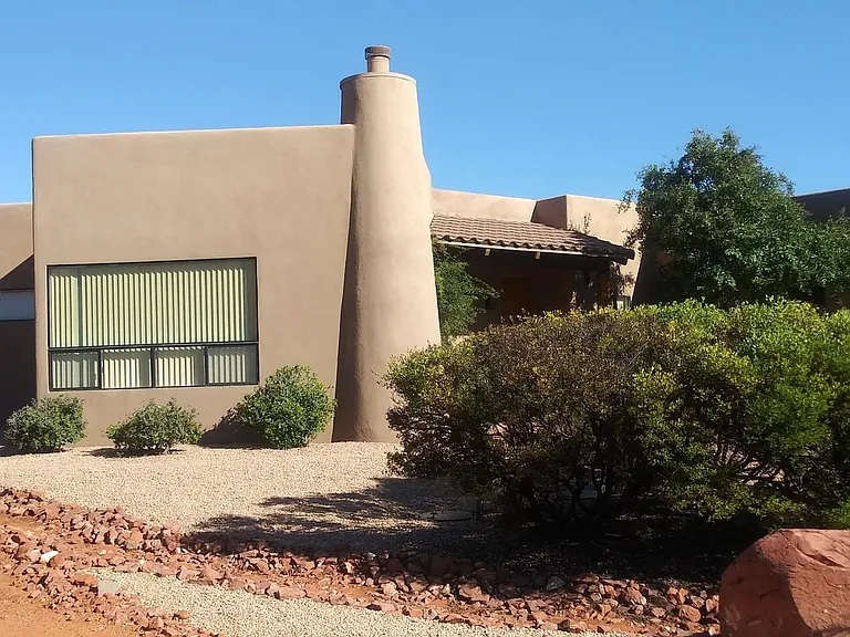 Cochise Dr — Photo 1