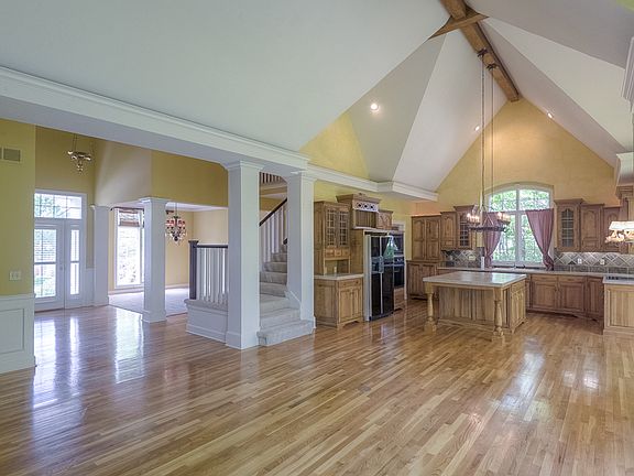 Entry, Kitchen & Great Room