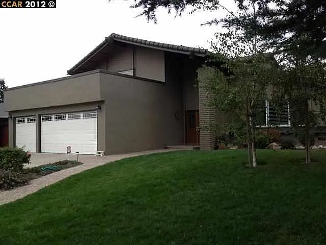 240 Saint Christopher Dr photo 1