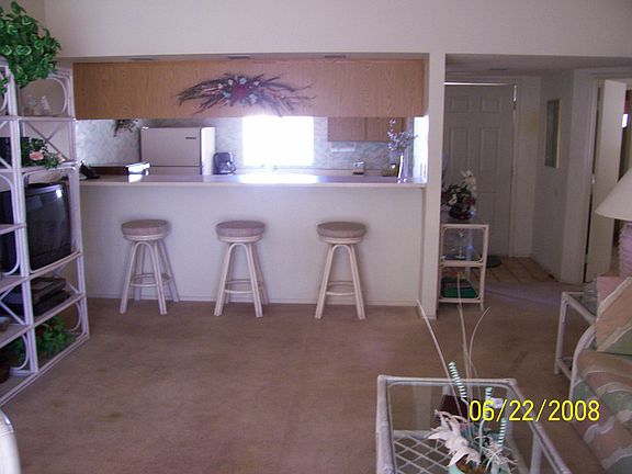 Kitchen, snack bar, front room
