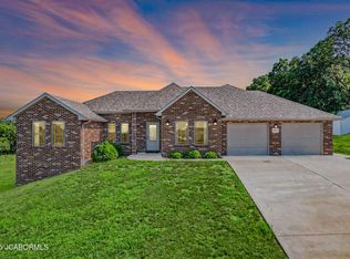 3510 Christian Rdg, Jefferson City, MO 65101