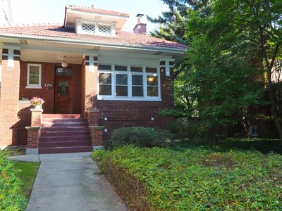 174 N Humphrey Ave, Oak Park, IL, 60302