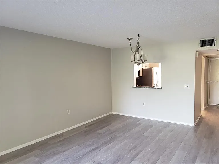 549 Lakeside Dr #549 — Photo 7