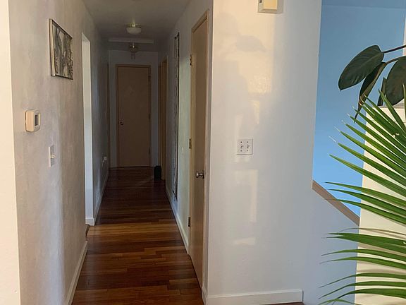 2nd image of 6027 47th Ave S
