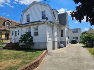 254 John St, Lawrence, NY 11559