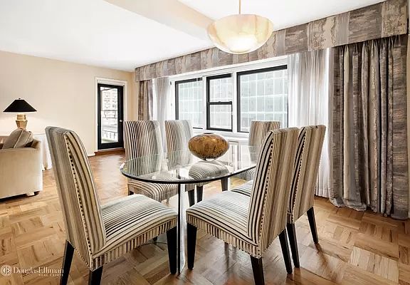 4th image of 220 E 67th St APT 10D
