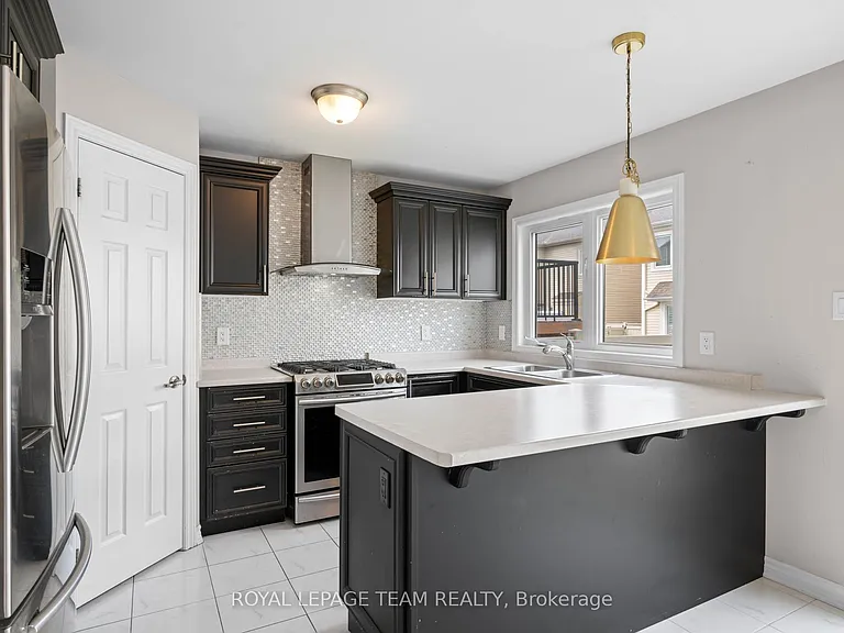 127 Solaris Dr — Photo 10