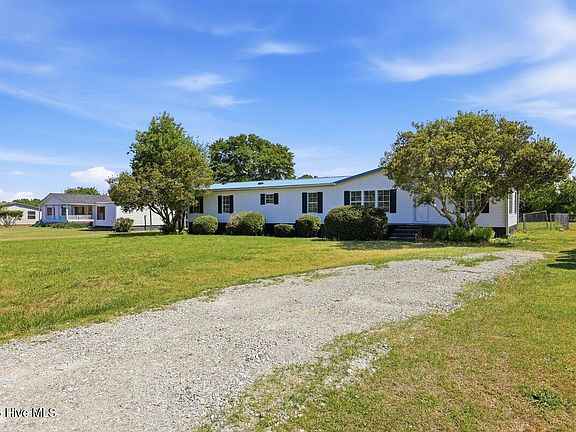 2nd image of 114 Duck Ridge Drive