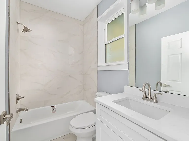 426 NW 3rd Ave — Photo 17