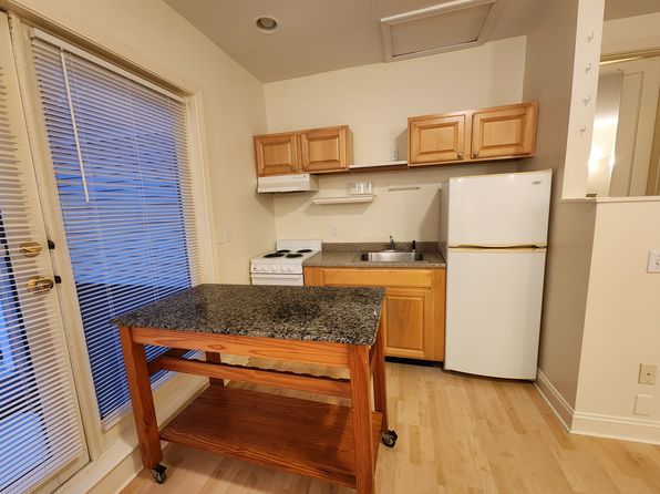 18 Holbrook St #5E
