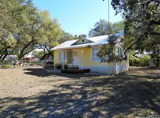 437 Blue Gill Dr, Pipe Creek, TX 78063