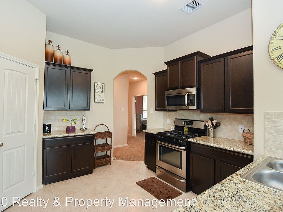 1st image of 299 Kendall Crest Dr