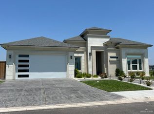 809 Platinum St, Palmview, TX 78572