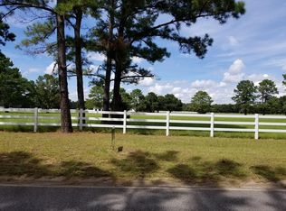 4 Lake Pamona Rd, Midway, GA 31320