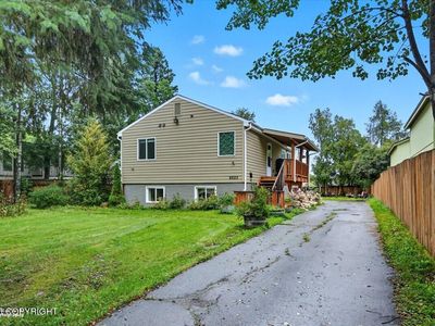 8823 Jewel Terrace St, Anchorage, AK, 99502
