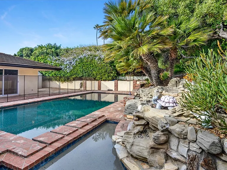 32722 Seven Seas Dr — Photo 35