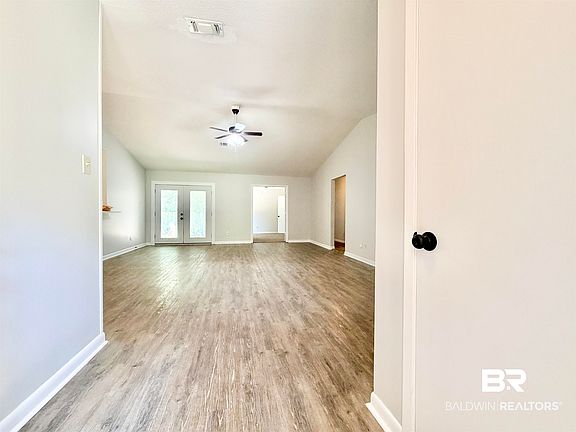 5th image of 3332 Autumn Ridge Dr W